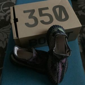 Yeezy Boost 350 authentic